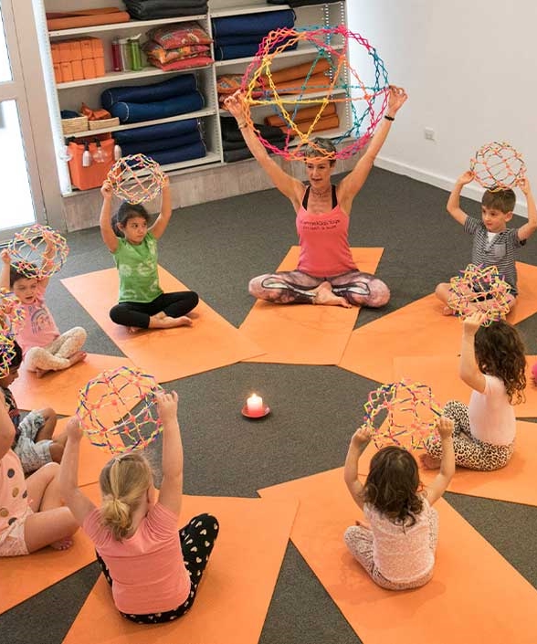 early-learning-kids-yoga-class-breathing-ball-the-karma-class portrait