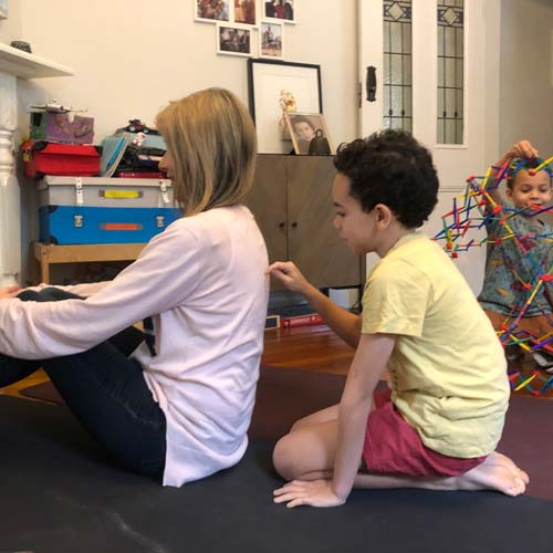 mum and kids doing mindful activites